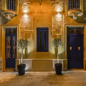 Senglea Suites Isla